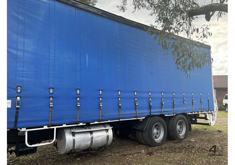caption Ivenco Eurotech Truck 2998 Model with Sleeper Cab, Fully Rebuilt Engine!