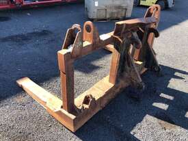 Quick Hitch Fork Attachment, 600mm wide hitch, 2100mm wide tynes. - picture1' - Click to enlarge