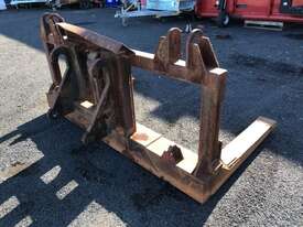 Quick Hitch Fork Attachment, 600mm wide hitch, 2100mm wide tynes. - picture2' - Click to enlarge