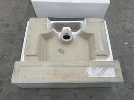 2 x Bathroom Basins - picture1' - Click to enlarge