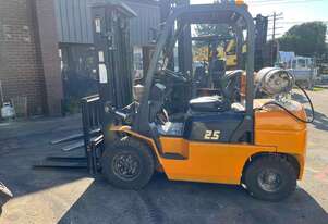 Hangcha 2.5 Tonne Container Mast Forklift