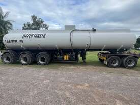 Road Train Set and Dolly Fruehauf  Water Tankers - picture0' - Click to enlarge