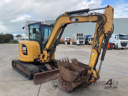 Caterpillar 305.5ECR Excavator