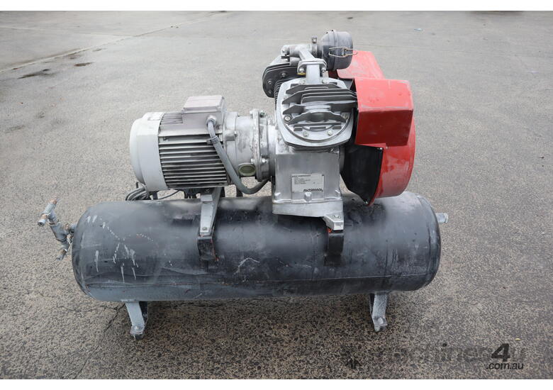 Air Compressor 5.5 kW - Atlas Copco Automan AE8 