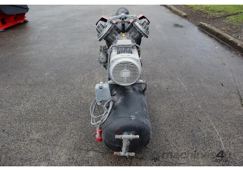 Air Compressor 5.5 kW - Atlas Copco Automan AE8 