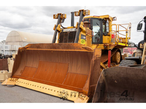 caption 2008 Caterpillar D9T Dozer - Low Hours on Major Components!