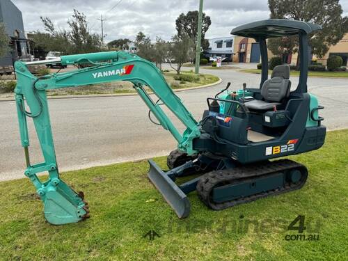 Excavator Yanmar B22 2.2 Tonne Rubber Track