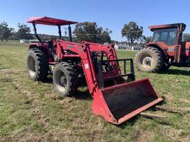 Mahindra 8000 4x4 Tractor - picture0' - Click to enlarge