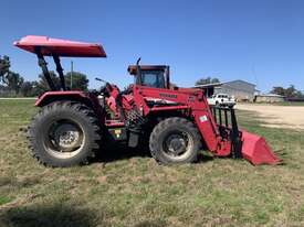 Mahindra 8000 4x4 Tractor - picture0' - Click to enlarge