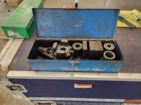 Pipe Threading Tool - picture0' - Click to enlarge