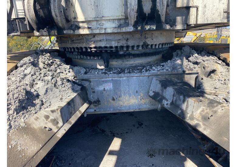 Liebherr R996 Hydraulic Excavator