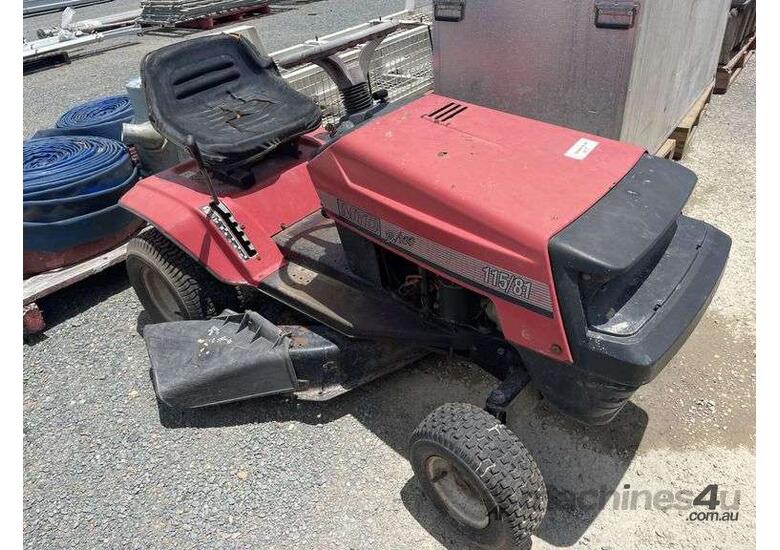 caption MTD B/100 Ride-on Mower - parts