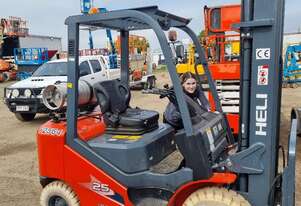 HELI CPQYD25-RC1H/ZSM600-SSFP Fork Lift 2.5 ton 6mtr Mast
