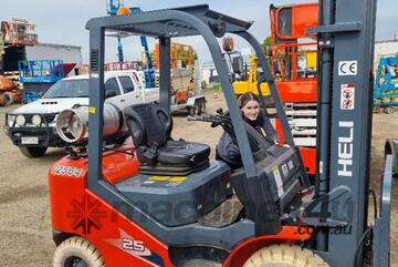 HELI CPQYD25-RC1H/ZSM600-SSFP Fork Lift 2.5 ton 6mtr Mast