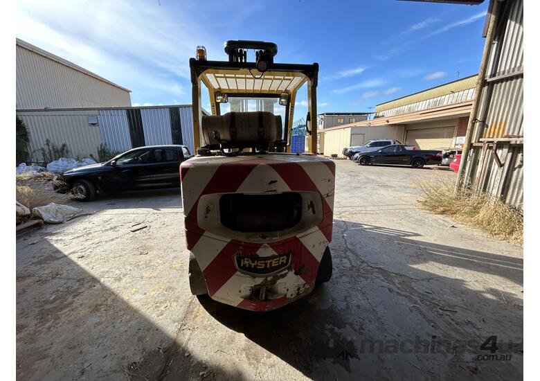 caption 2014 Hyster S155FT LPG
