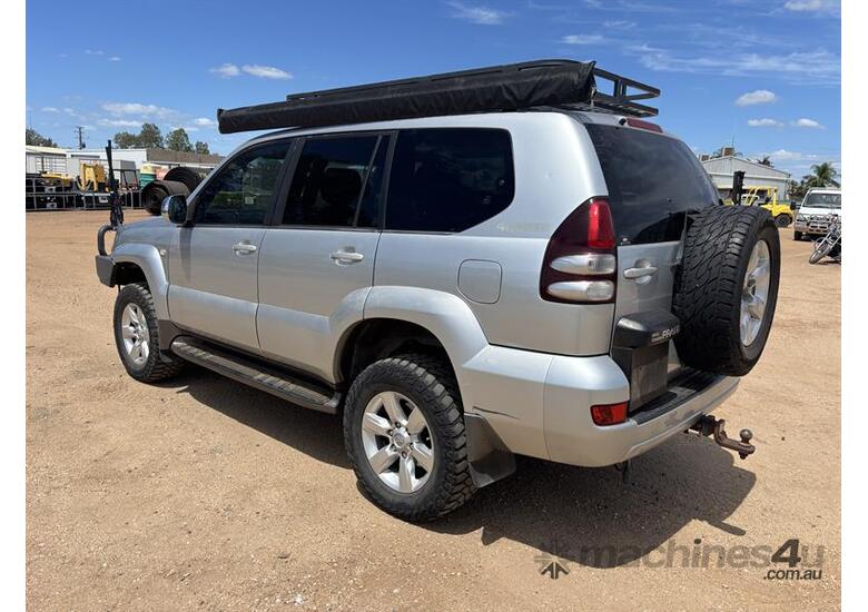caption 2008 TOYOTA LANDCRUISER PRADO GXL WAGON