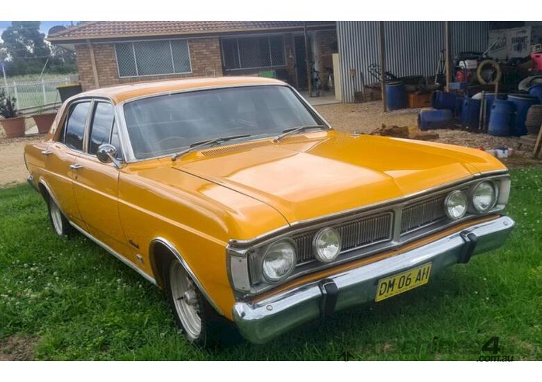 caption 1971 Ford XY Fairmont- Classic Car