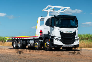 2023 Iveco AT270S 8x4 Tow & Tilt