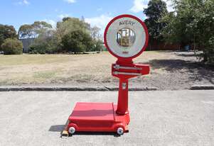 Vintage Platform Scales 750kg - W & T Avery