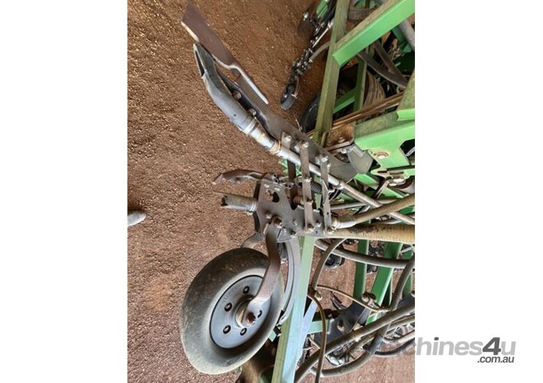 2013 Ausplow D-300 Air Drills