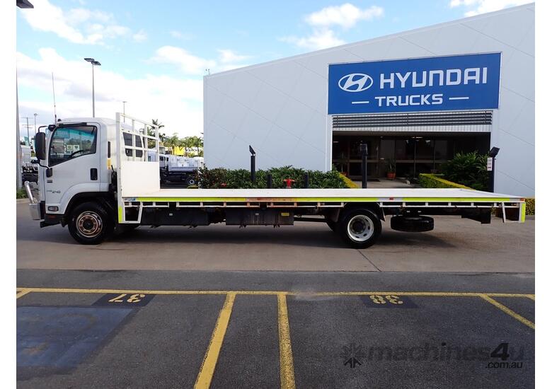 caption ISUZU FSR