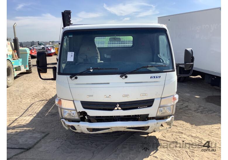 caption 2016 Mitsubishi Canter Fuso Table Top