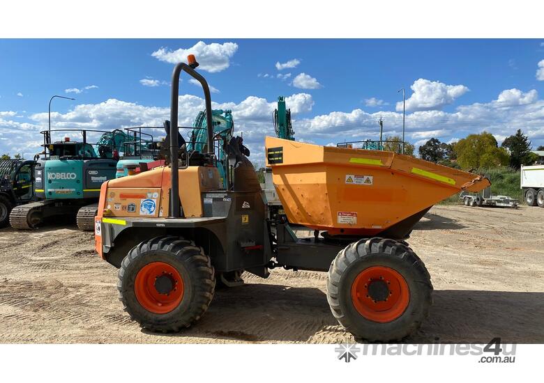 caption 2016 Ausa 1000 APG
