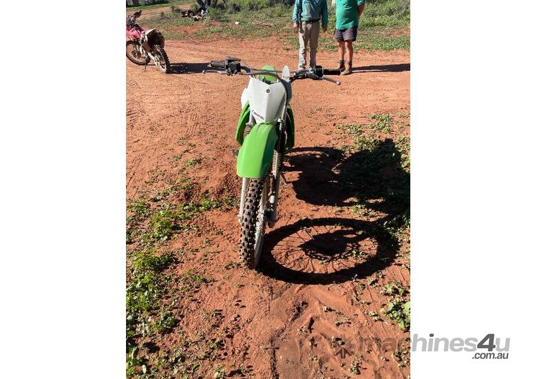 caption 2022 KAWASAKI KLX 140R