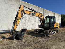Hire Sany 15.1 Tonne Excavator - picture2' - Click to enlarge