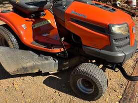 Ride on Lawnmower  - picture0' - Click to enlarge
