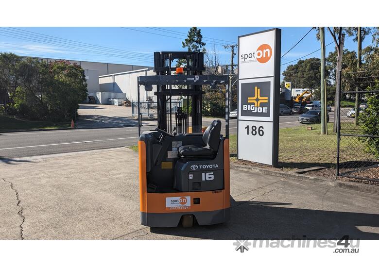 TOYOTA 1.6T High-Reach Electric Forklift | 6500mm Lift