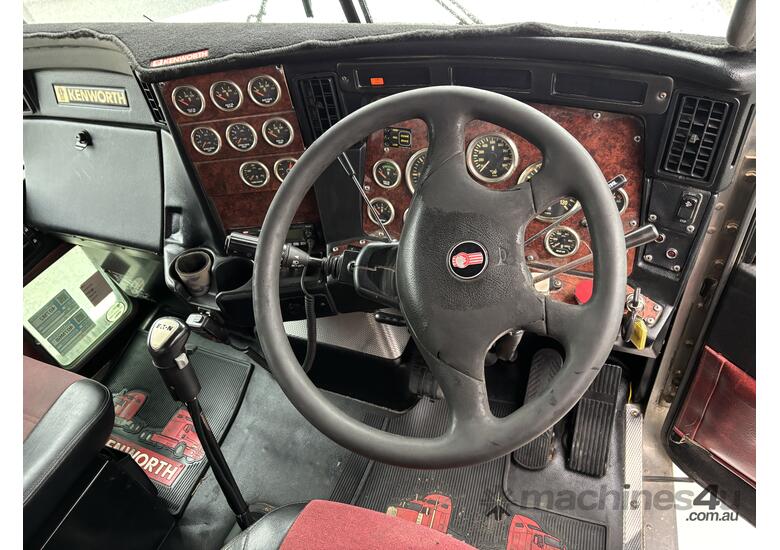 2011 Kenworth T403   6x4 Tipper & Dog Side Tipper
