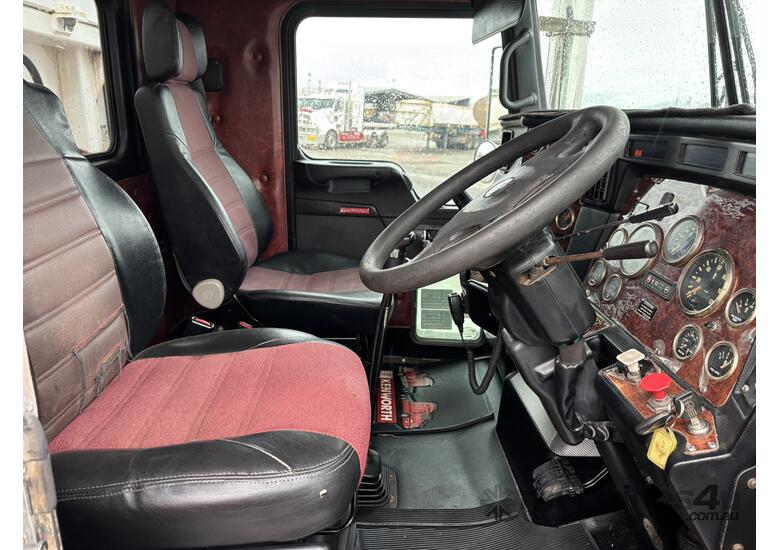 2011 Kenworth T403   6x4 Tipper & Dog Side Tipper