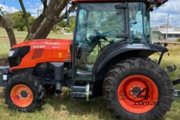 Kubota M5101 Narrow Cab Tractor (Dual Speed)