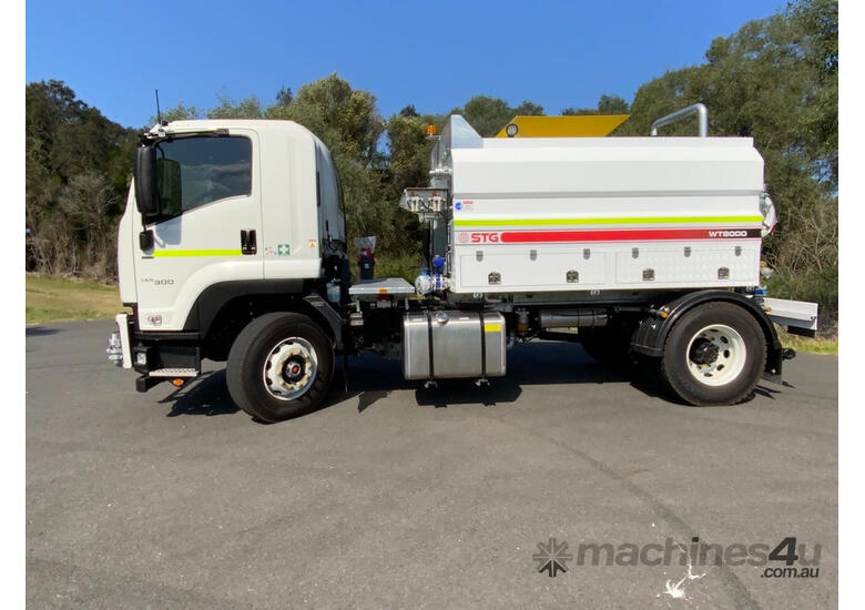 Isuzu FVD 165-260 Water truck Truck