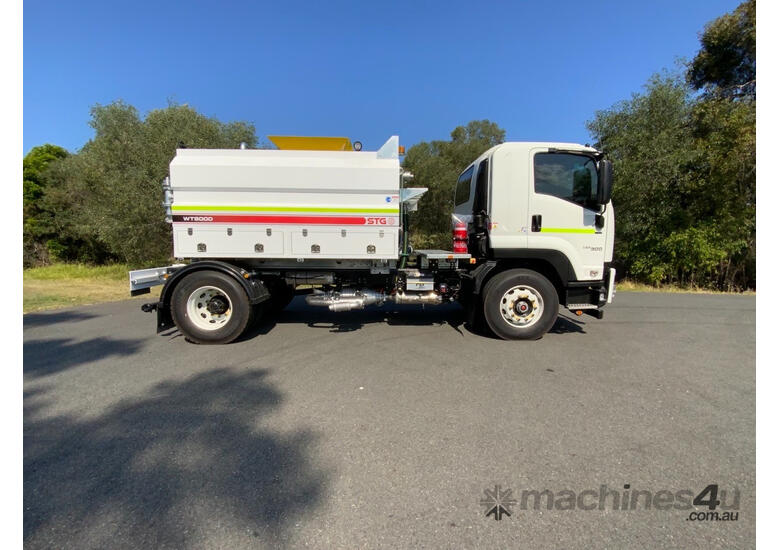 Isuzu FVD 165-260 Water truck Truck
