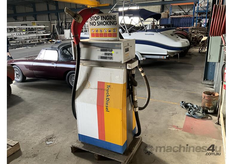 Ex Shell Diesel Bowser *Unreserved*