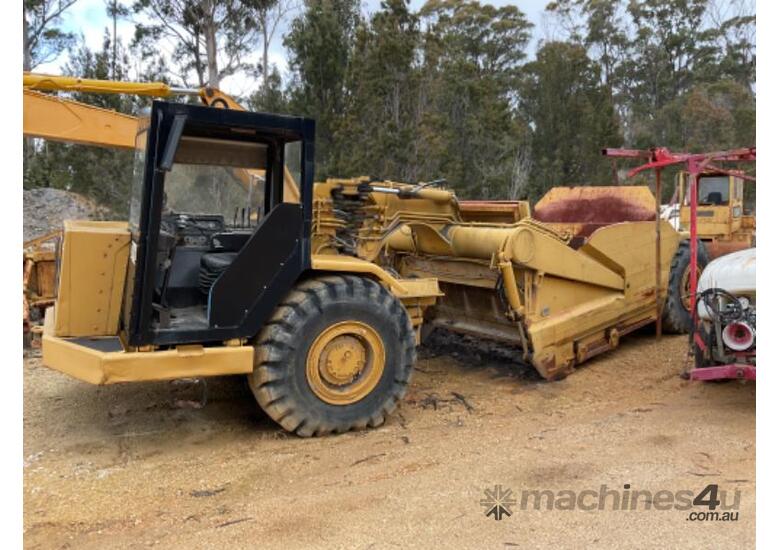 Caterpillar 613B Scraper