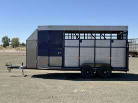 2019 HMJ TRAILERS HORSE FLOAT - picture2' - Click to enlarge