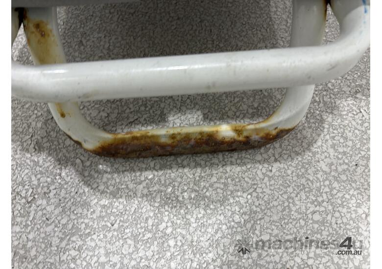 caption Robotek Robo Pro30 Pool Cleaner (Ex-Council)