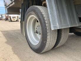 2020 Isuzu NLR 45-150 Traypack - picture1' - Click to enlarge