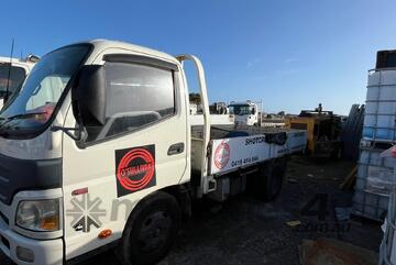 2013 Foton Aumark - 4x2 Tray Truck (Cummins 2.8L) 2013 Foton Aumark - 4x2 Tray Truck (Cummins 2.8L)