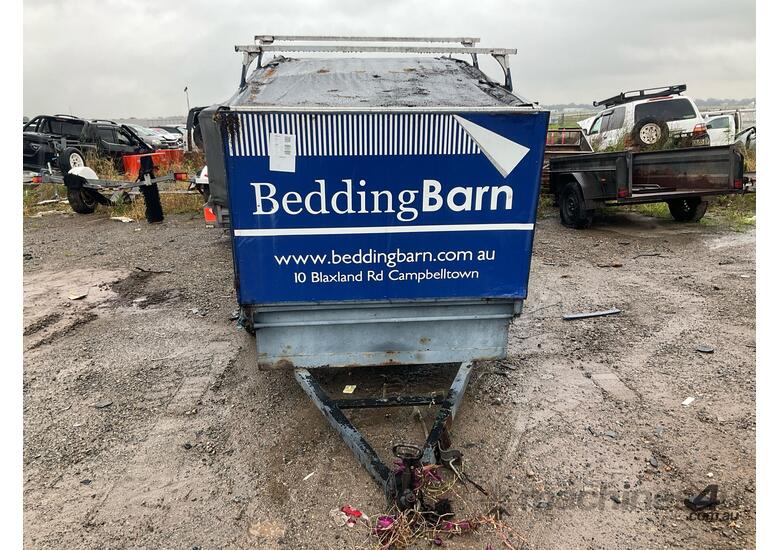 1985 Unbranded 7x4 Single Axle Box Trailer