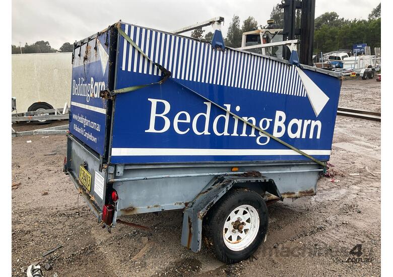 1985 Unbranded 7x4 Single Axle Box Trailer