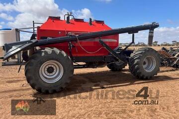(8715) Flexicoil Air drill & Horwood Bagshaw Air Cart - ( NOTE NO BUYERS PREMIUM )