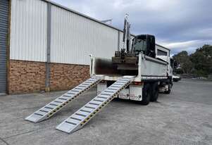 3.9m - 6 Tonne Heavy Duty Rubber Track, Rubber Tyre Machinery Loading Ramps