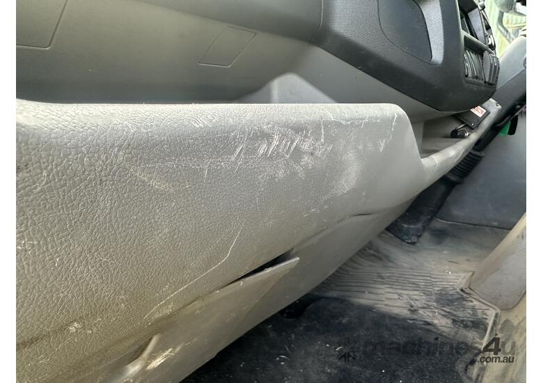 2017 Hino 300 Series 921 (4x2) Service Truck (Ex-Lease)