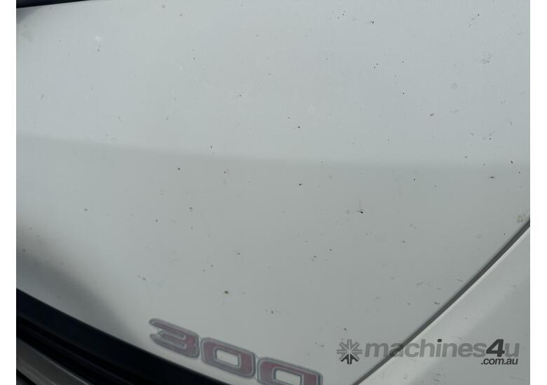 2017 Hino 300 Series 921 (4x2) Service Truck (Ex-Lease)