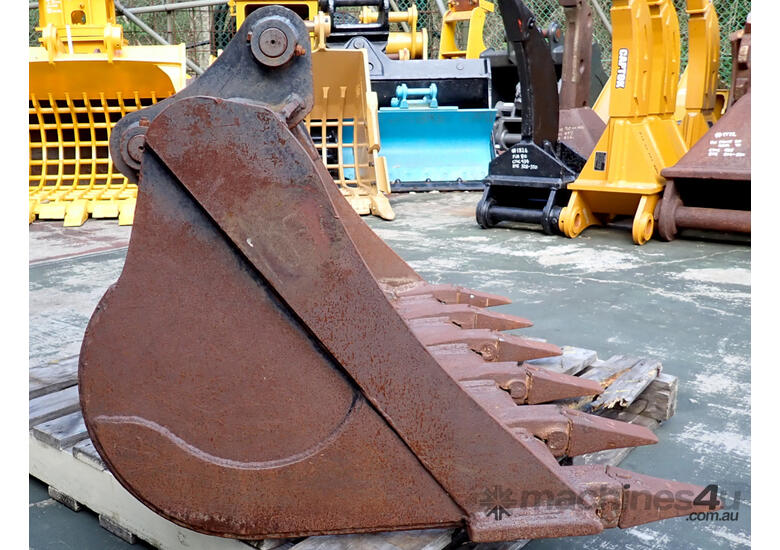 Barely used 5-10 ton (50mm pin) 1300mm Excavator Skeleton Sieve Riddle Bucket