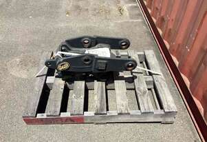 Geith Backhoe Quick Hitch